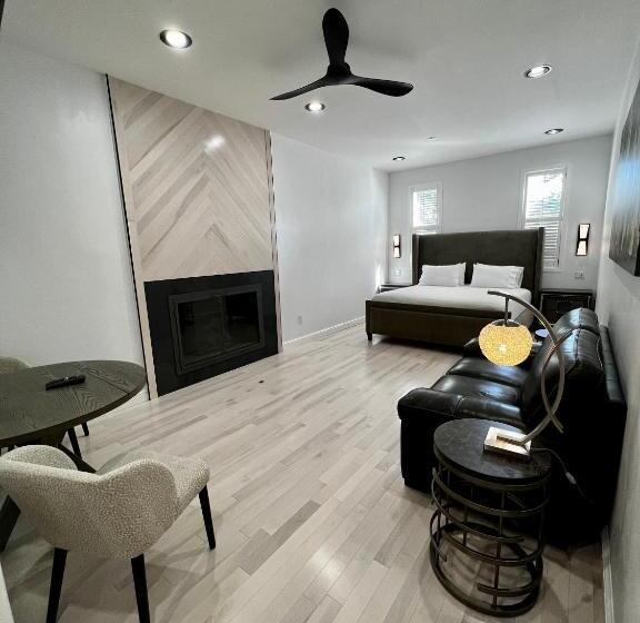 스탠다드 룸 킹사이즈 침대, Elaine S Cape May Boutique