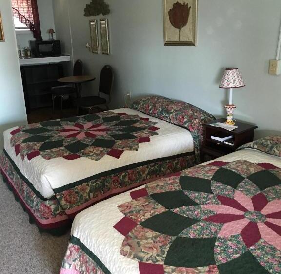 Номер Стандарт, Crosswinds Motel