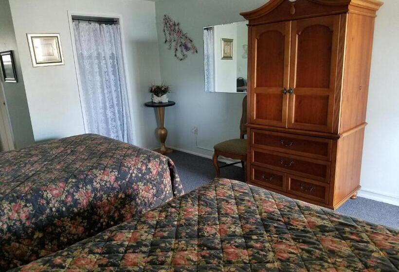 Номер Стандарт, Crosswinds Motel