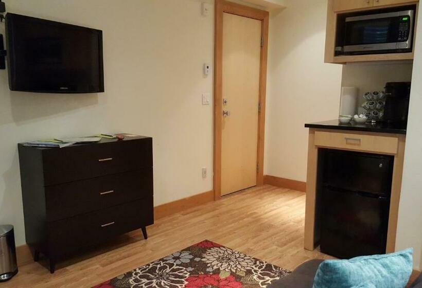 带大床的标准间, Minturn