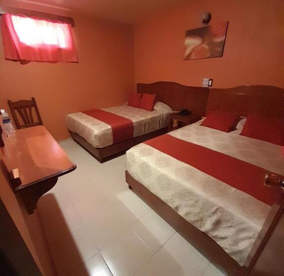 スタンダード４人部屋, Márquez