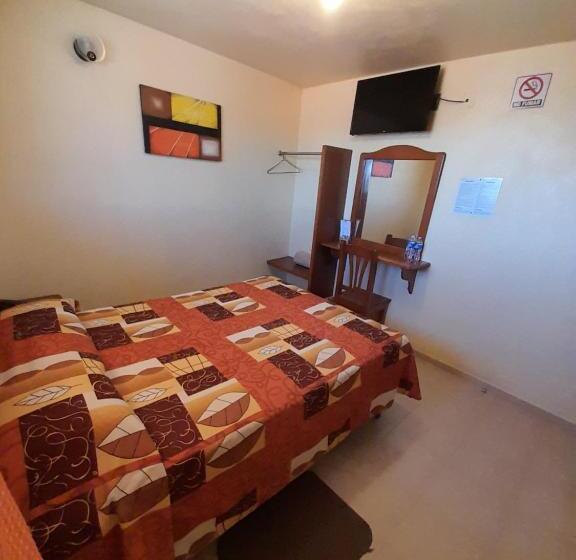 エコノミールーム, Márquez