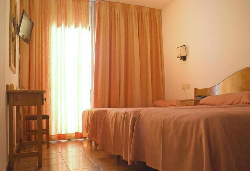 标准三人间, Parc