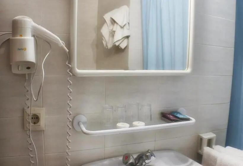 Camera Standard Vista Mare, Parc