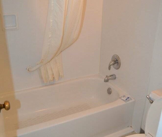 غرفة قياسية, Plaza Inn