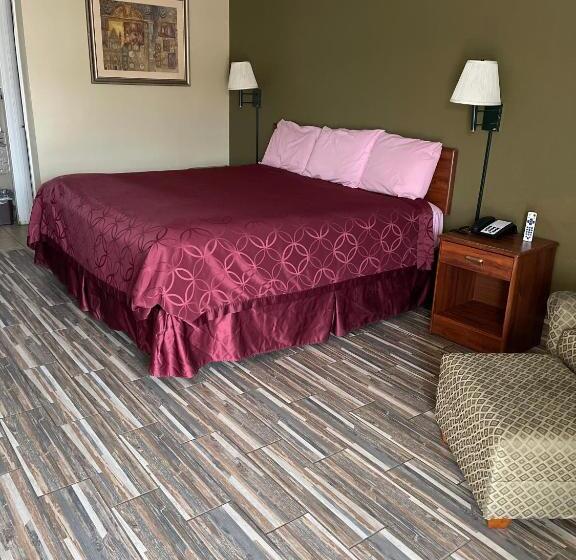 غرفة قياسية سرير كينج, Plaza Inn