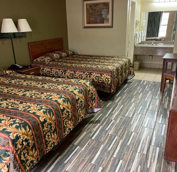 标准间, Plaza Inn