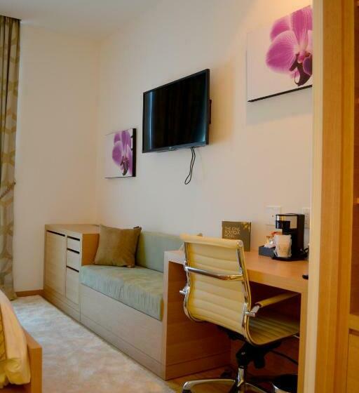 带大床的标准间, The One Boutique