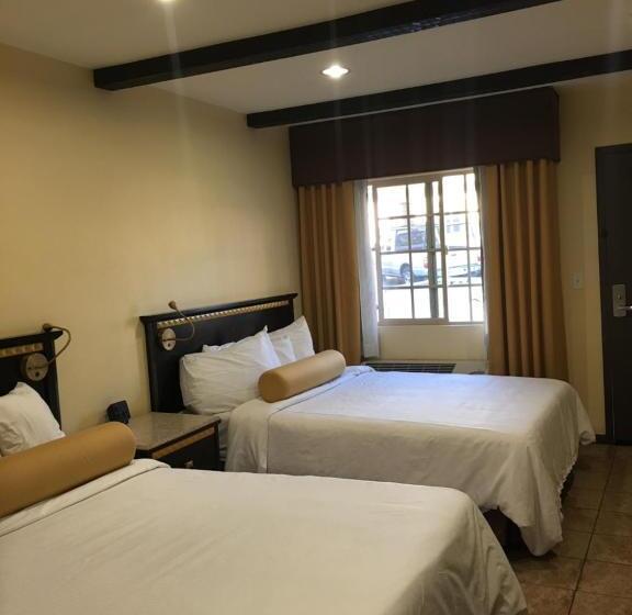 غرفة قياسية لذوى الاحتياجات الخاصة, Tuscan Garden Inn