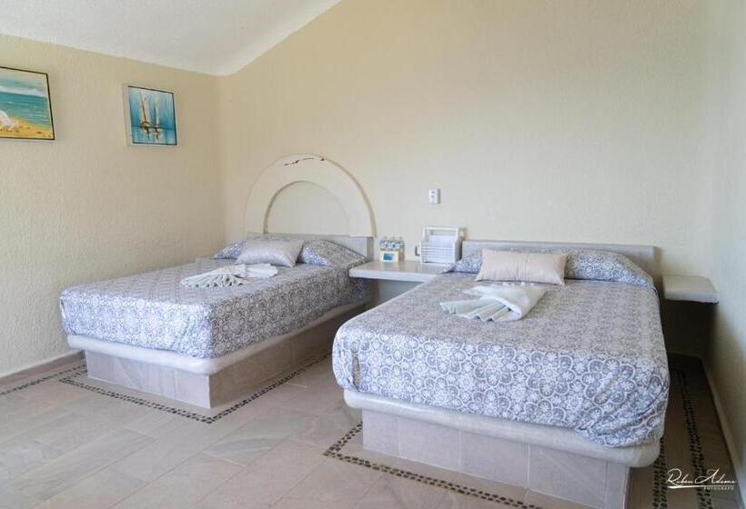 Номер Стандарт Трехместный, Y Villas Partour Caleta