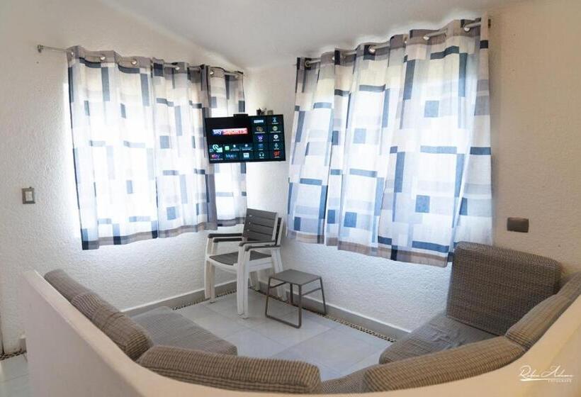 Семейный Номер, Y Villas Partour Caleta