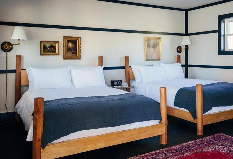 Quarto Estandar, Brentwood