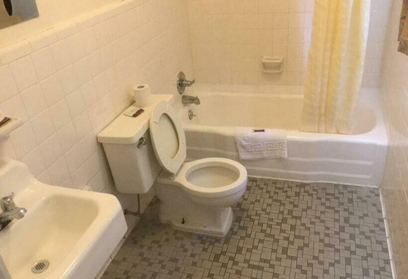 Стандартный Номер Кровать Кинг, Budget Inn
