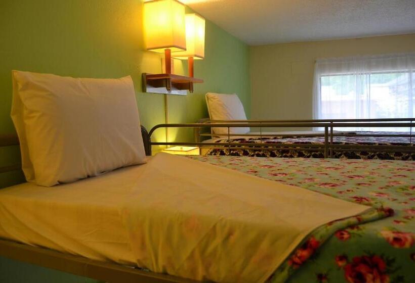 Familjerum, Cascades Inn