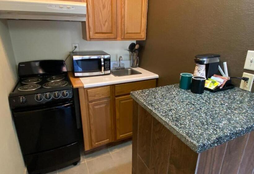 סטודיו סטנדרט, מיטה זוגית, Cascades Inn