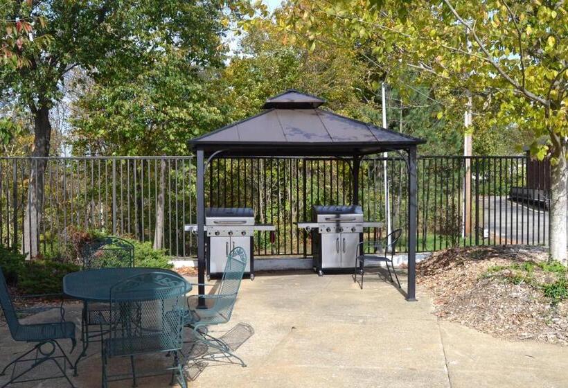 חדר סטנדרט עם מיטת קינג, Cascades Inn