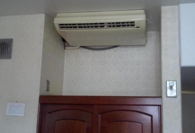 ２ダブルベッドのスタンダードルーム, Nuevo Hotel Alameda De Uruapan