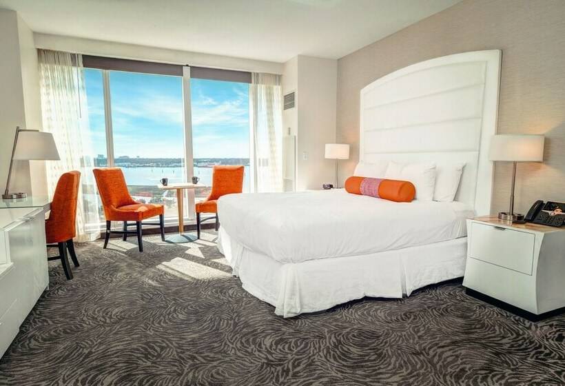デラックスルーム, Scarlet Pearl Casino Resort