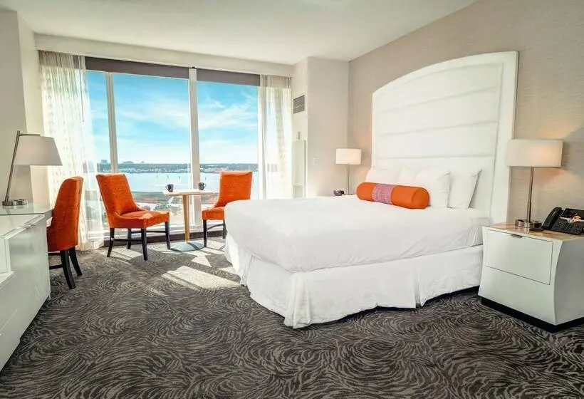 デラックスルーム, Scarlet Pearl Casino Resort
