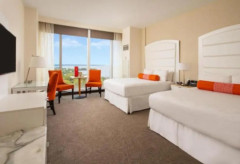 デラックスルーム, Scarlet Pearl Casino Resort