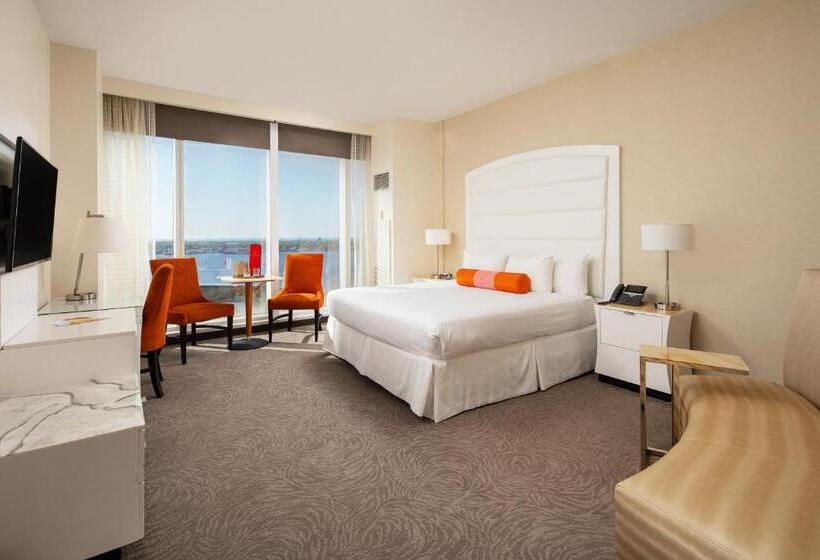 キングサイズベッドのデラックスルーム, Scarlet Pearl Casino Resort