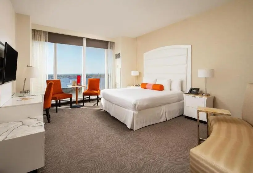 キングサイズベッドのデラックスルーム, Scarlet Pearl Casino Resort