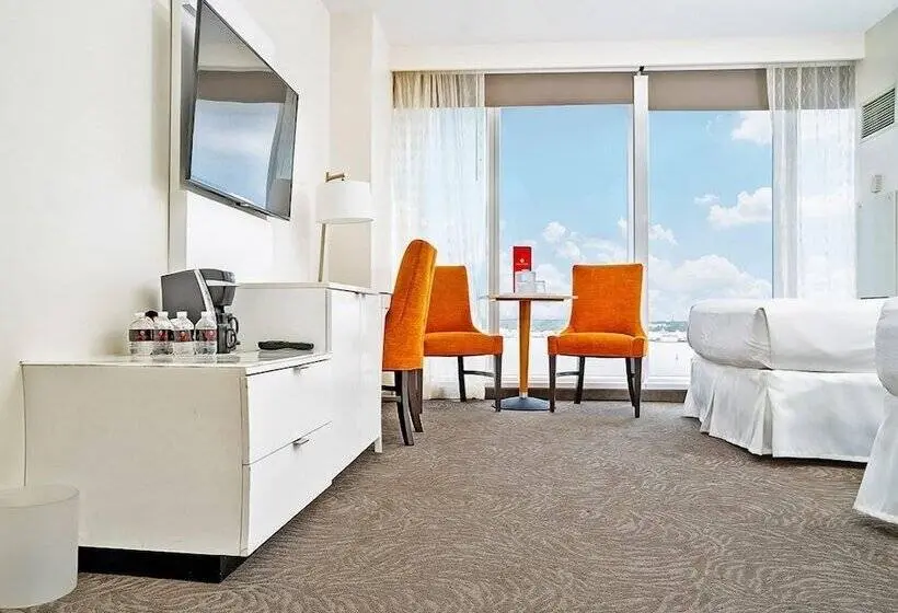 デラックスルーム, Scarlet Pearl Casino Resort