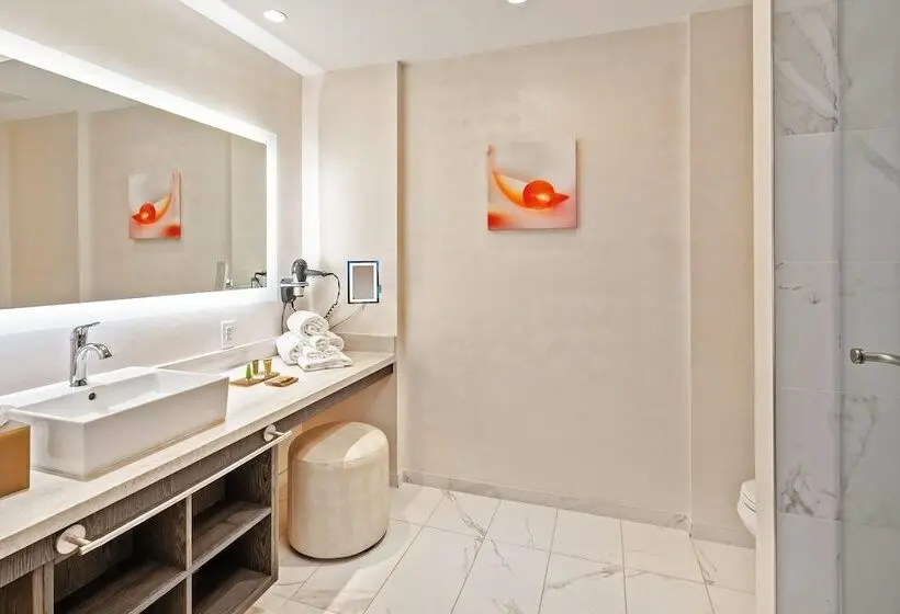 デラックスルーム, Scarlet Pearl Casino Resort