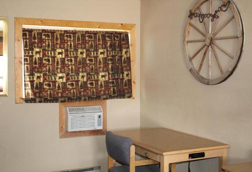 اتاق استاندارد با 2 تخت دوبل, Trail S End Motel Downtown Lewistown