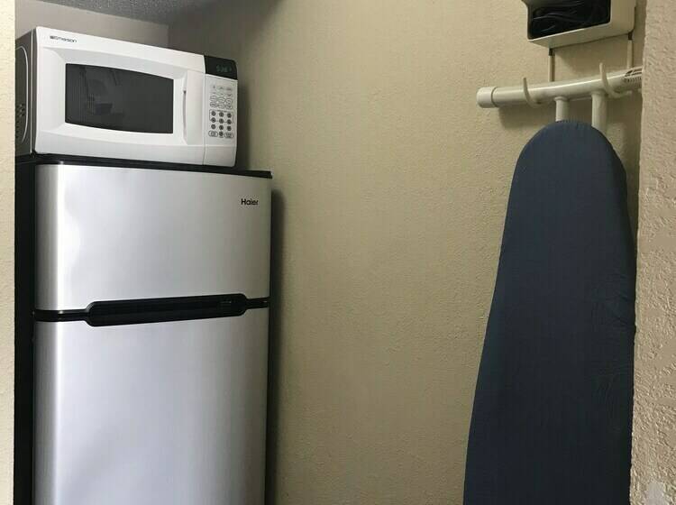 Номер Стандарт Индивидуальный, West Motel