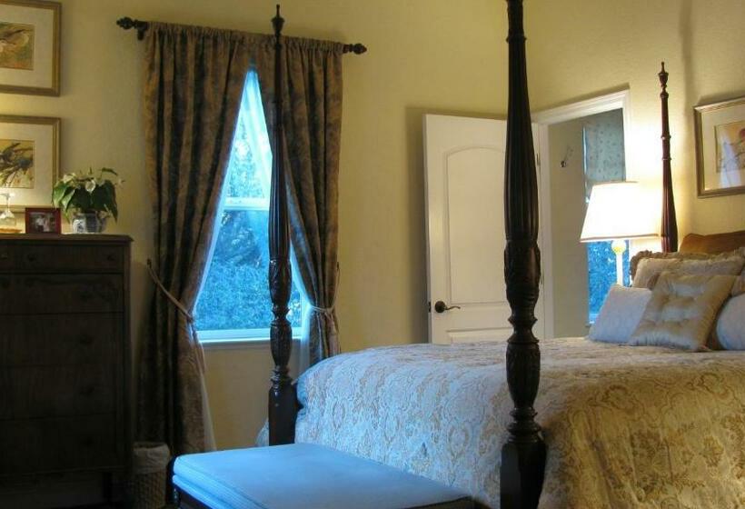 스탠다드 룸 가든 전망, Yosemite Rose Bed And Breakfast