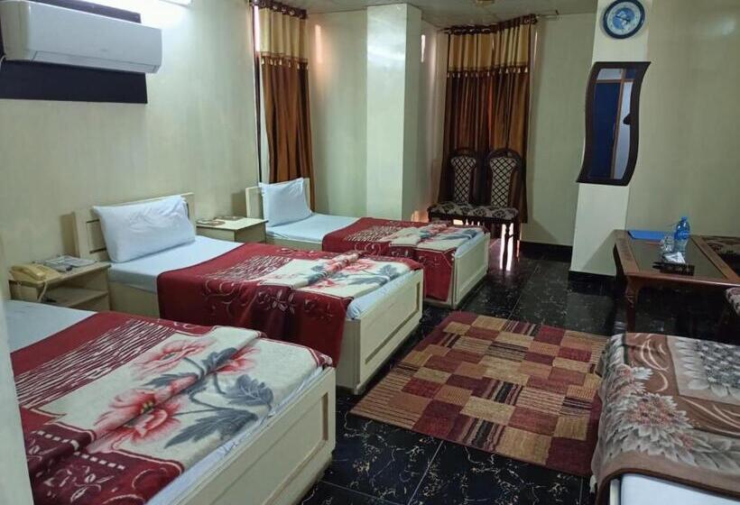 اتاق کلاسیک چهارنفره, Lepari