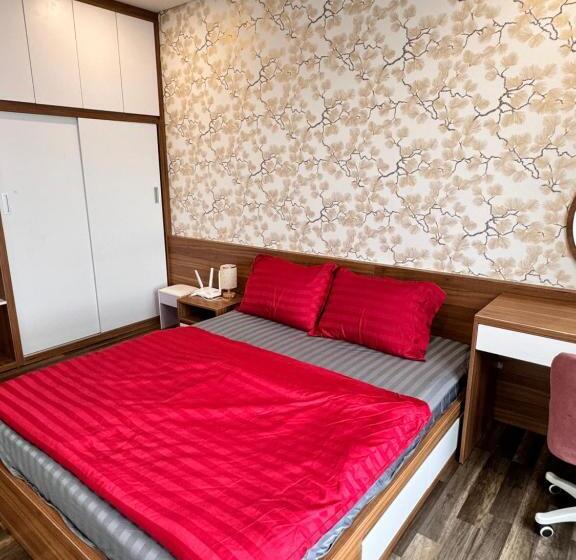 2 Bedroom Apartment with Views, The Rio House Centrosa 3