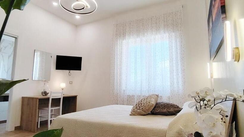 חדר דלוקס, Bed & Breakfast Cannavacciuolo