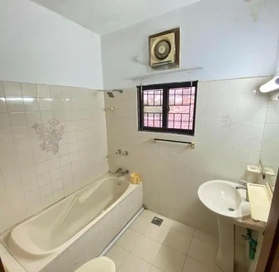 اتاق استاندارد اینتریور, Durrani Executive Islamabad F10