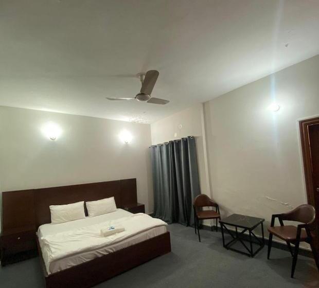 اتاق لوکس با تخت بزرگ, Durrani Executive   Islamabad F10