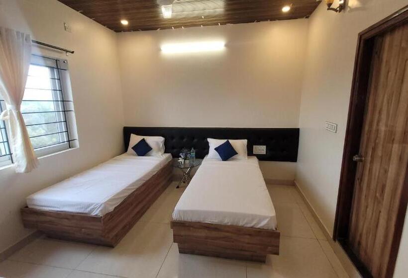 חדר סופריור עם טרסה, The Suites