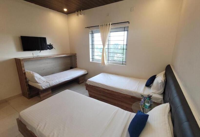 חדר סופריור עם טרסה, The Suites