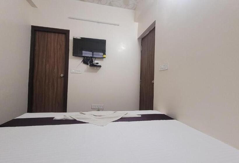 דירת פרמיום 3 חדרי שינה, The Suites