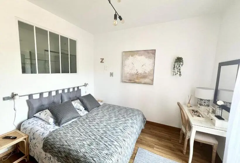 ガーデンビュースタンダードルーム, Chambres D Hôtes Les Carmélites