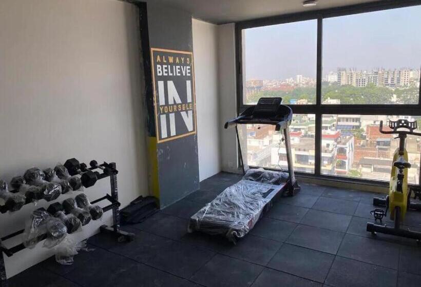 Семейное Студио, Sheesh Mahal   Family Studio Apt W Pool