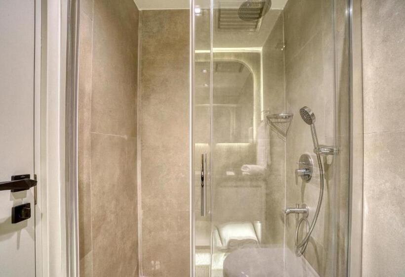 Suite with Pool, Ayayorgi Homes