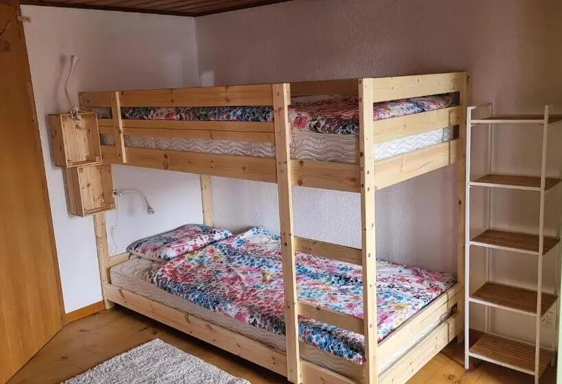 スタンダード４人部屋, Auszeit