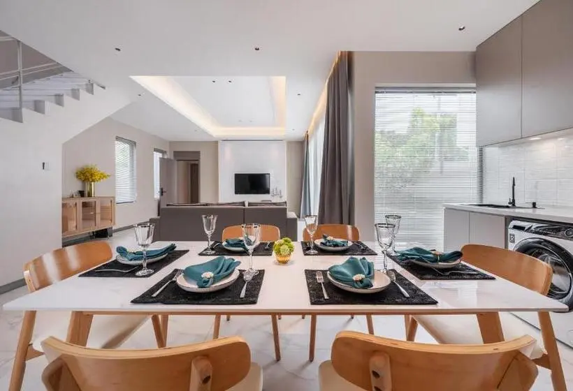 デラックスの４人部屋, Argo Pattaya Resort And Villas