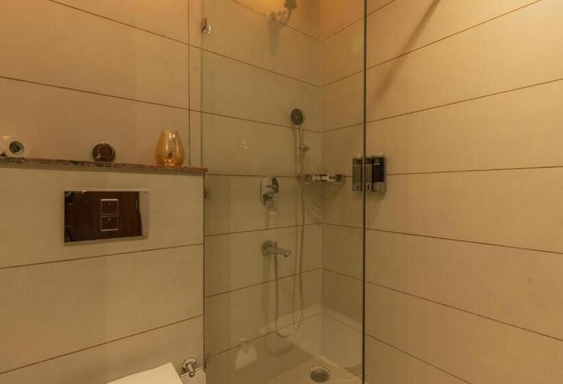 غرفة ديلوكس سرير كينج, The Belvedere Kasauli