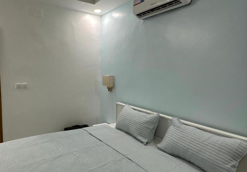 Suite, Les François Suites