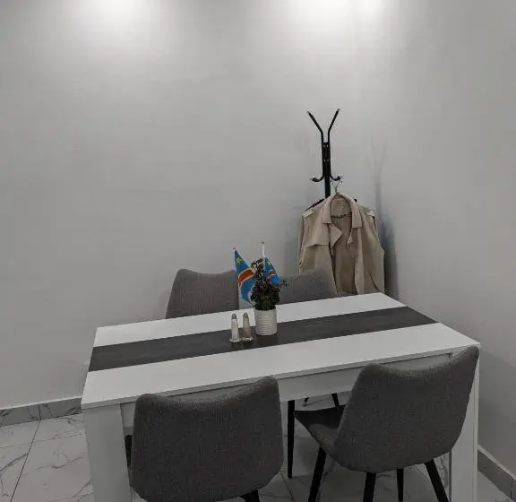 سوییت خانوادگی, Les François Suites