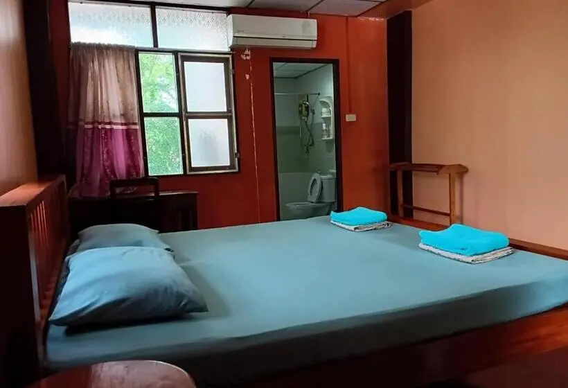 اتاق استاندارد, Baan Lotus Guest House