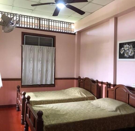 Номер Economy, Baan Lotus Guest House