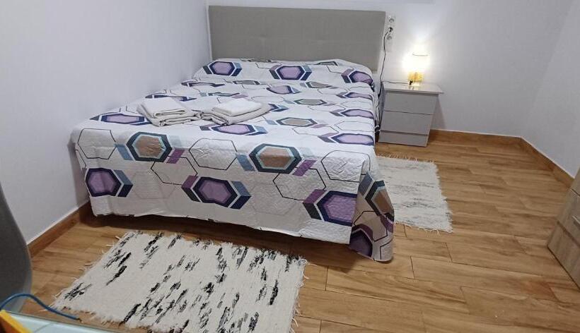 标准间, ático 2 Dormitorios Y Apartamento 2 Dormitorios